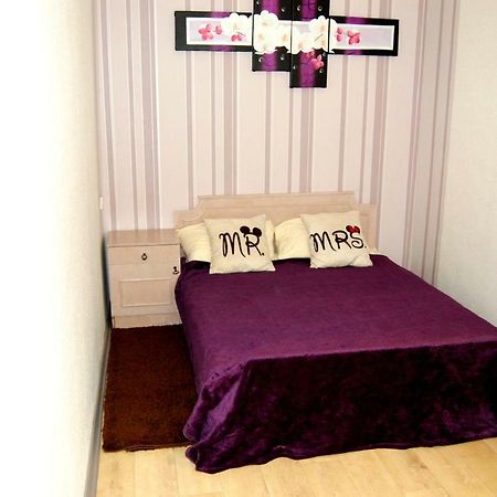 Standard Apartment on Umanskaya Kiev Dış mekan fotoğraf