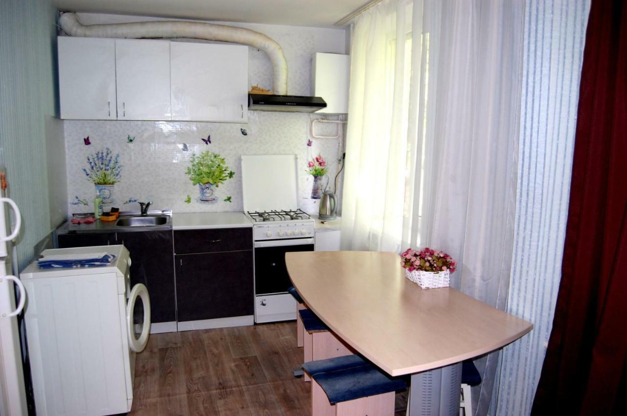 Standard Apartment on Umanskaya Kiev Dış mekan fotoğraf